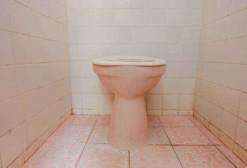 Hotell Spot On 2749 Tiga Sinar Residence