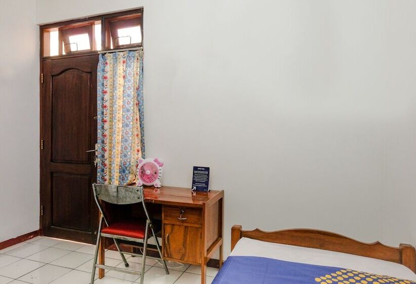 Hotell Spot On 2749 Tiga Sinar Residence