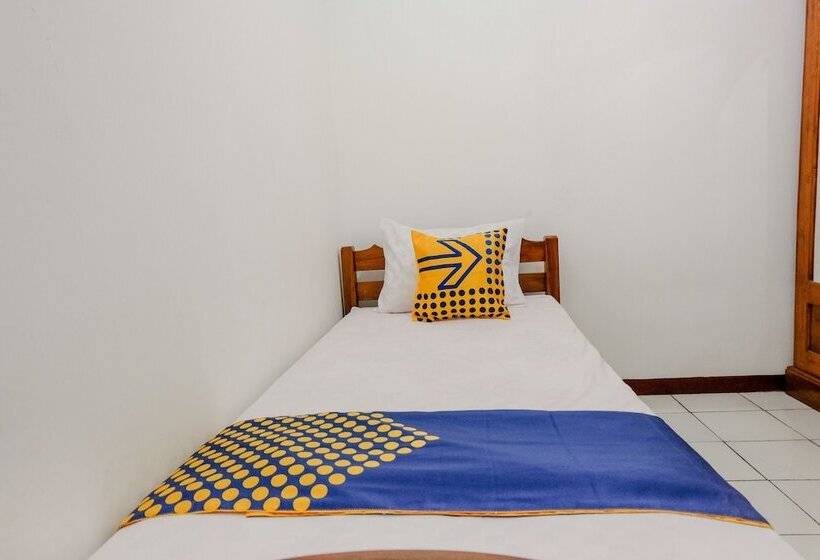 Hotell Spot On 2749 Tiga Sinar Residence