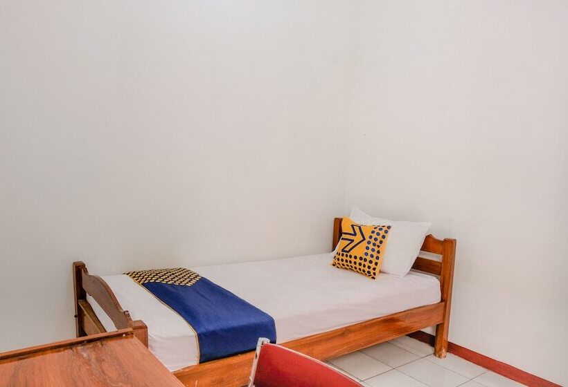 Hotell Spot On 2749 Tiga Sinar Residence