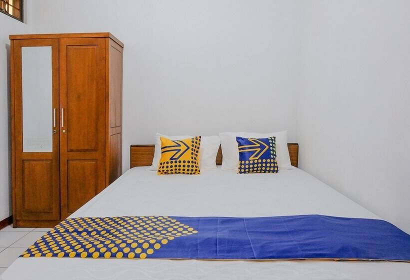 Hotell Spot On 2749 Tiga Sinar Residence