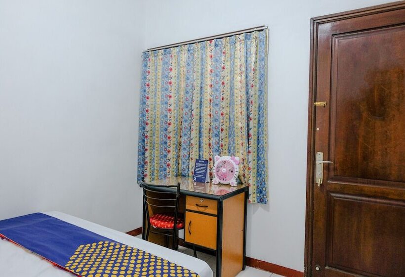 Hotell Spot On 2749 Tiga Sinar Residence