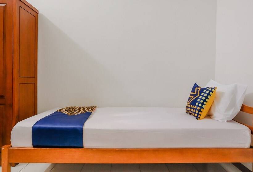 Hotell Spot On 2749 Tiga Sinar Residence