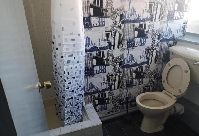 Majatalo Bayside Lodge