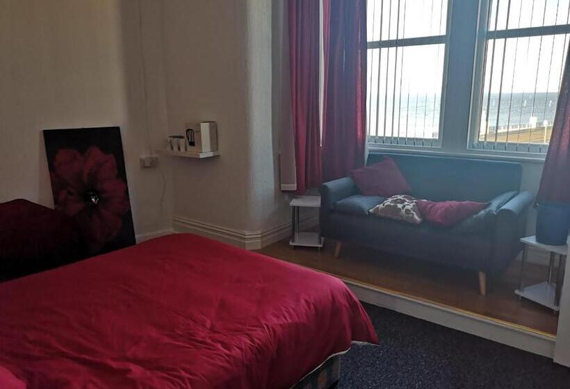 Majatalo Bayside Lodge