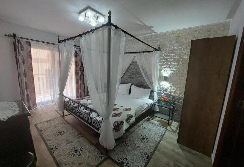 بنسيون Fulg De Nea