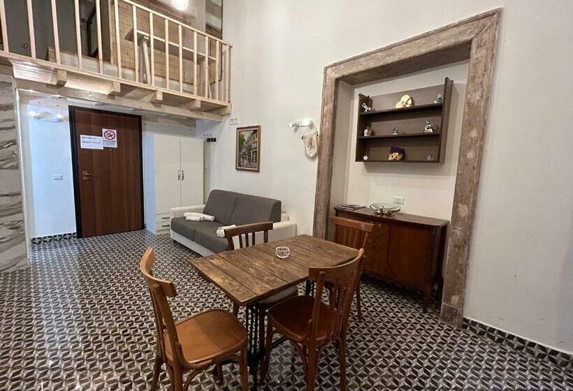 پانسیون Tribunali Apartments