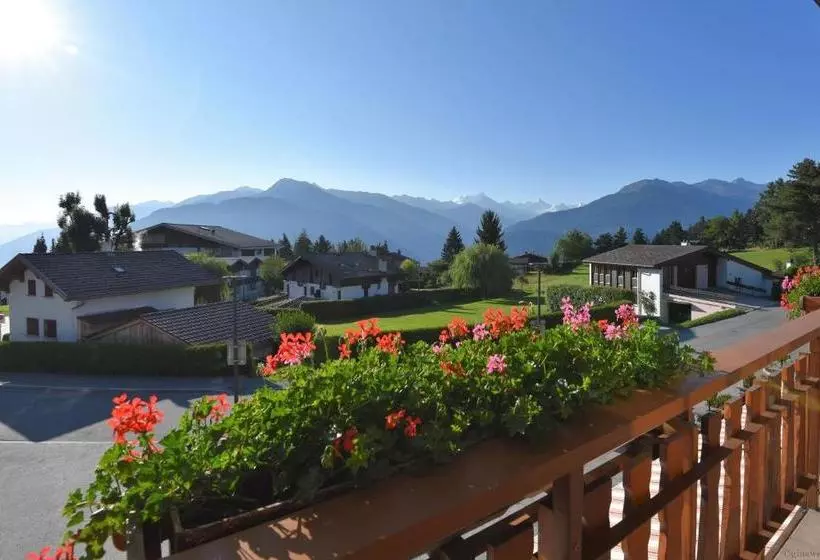 Retkeilymaja Petit Paradis