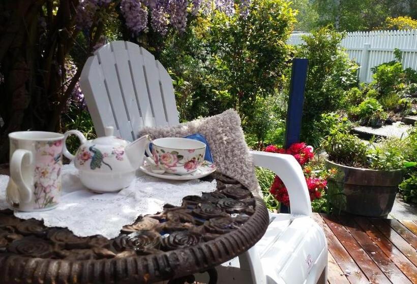 ベッドアンドブレックファースト Birch Lane