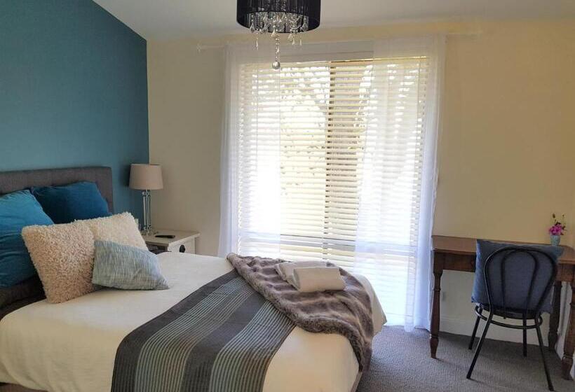 ベッドアンドブレックファースト Birch Lane