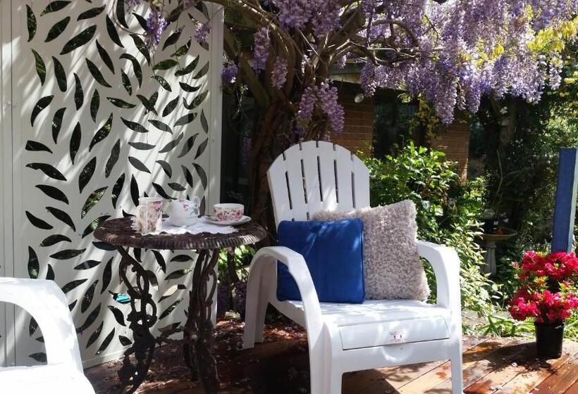 ベッドアンドブレックファースト Birch Lane