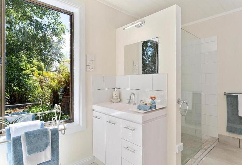 ベッドアンドブレックファースト Birch Lane