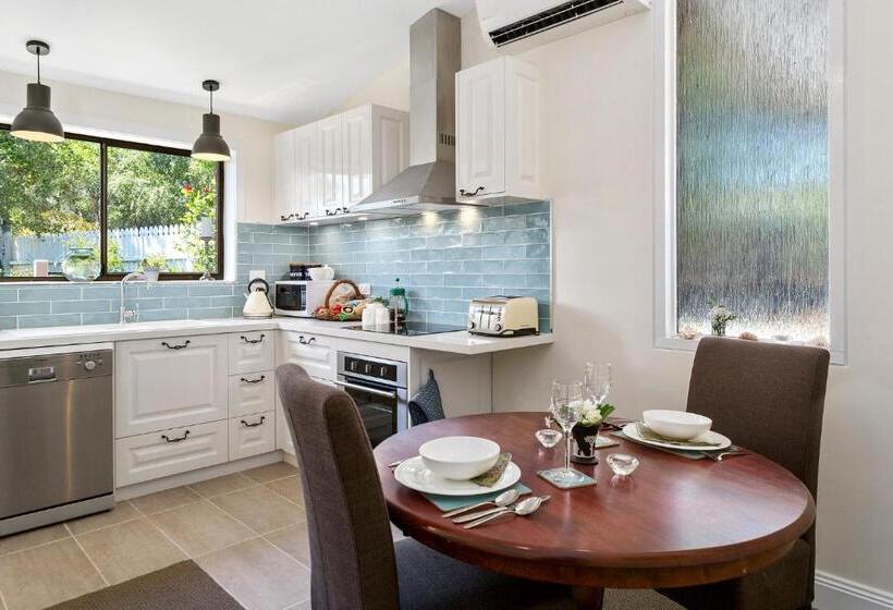 ベッドアンドブレックファースト Birch Lane