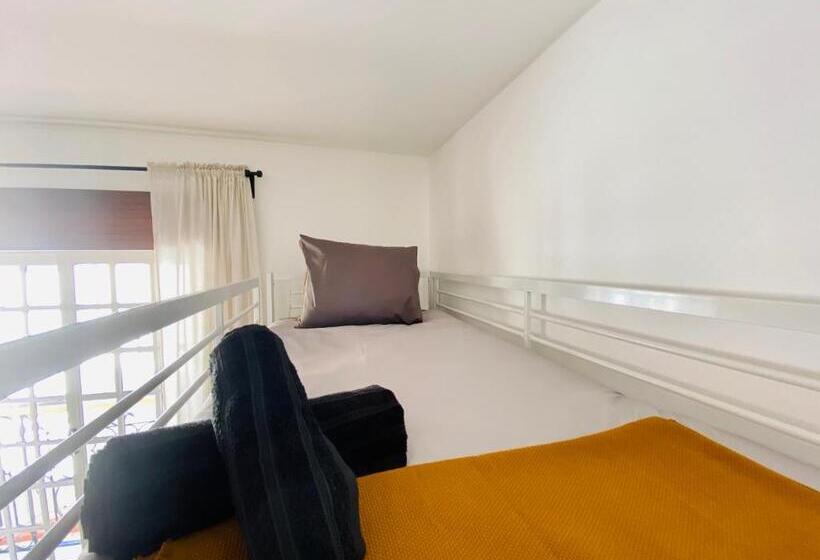 مبيت وإفطار Stay On Top Old Town