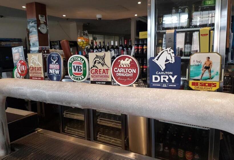 Отель Highlands