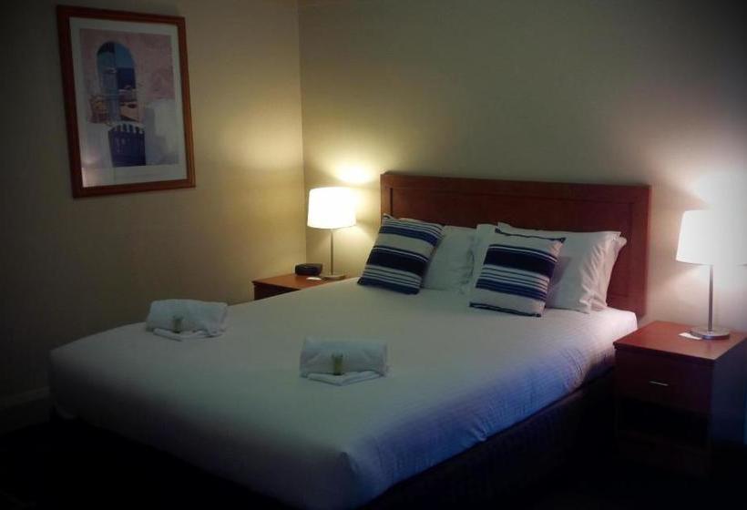 Отель Highlands