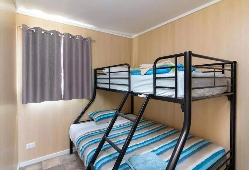 Hotelli Paringa Caravan Park