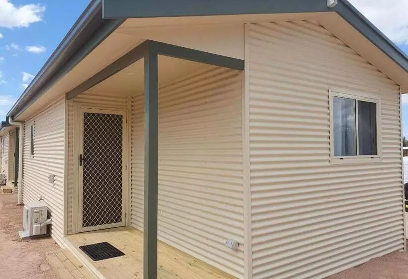 Hotelli Paringa Caravan Park