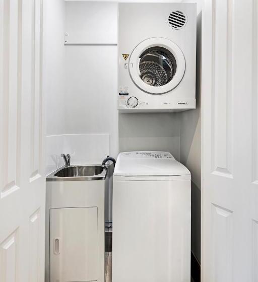 Manhattan Apartments Notting Hill