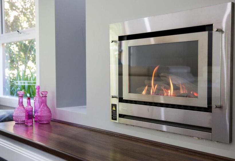 פנסיון Qupi House Formerly Rex S Yarra Valley House