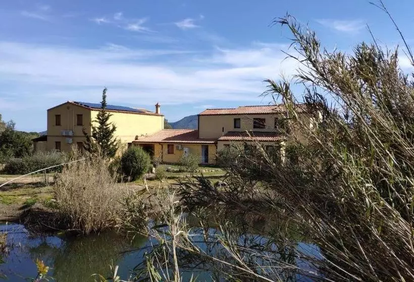 ペンション Terremesu A Castiadas Villasimius Costa Rei