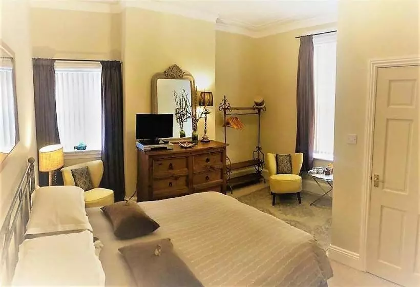 پانسیون The Villa Bridlington