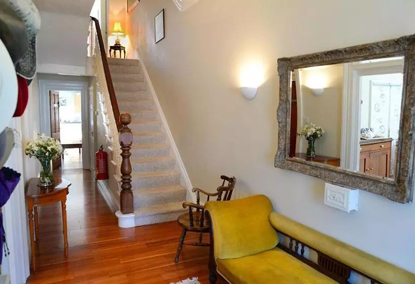 پانسیون The Villa Bridlington