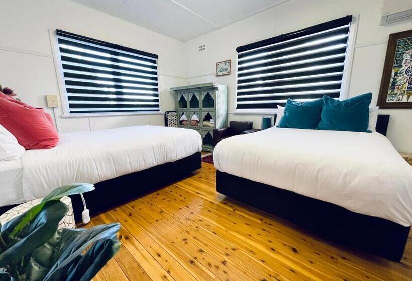 膳宿费 Town Cottage