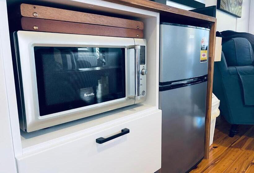 膳宿费 Town Cottage