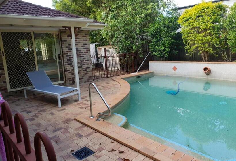 Robyn S Nest Bed And Breakfast