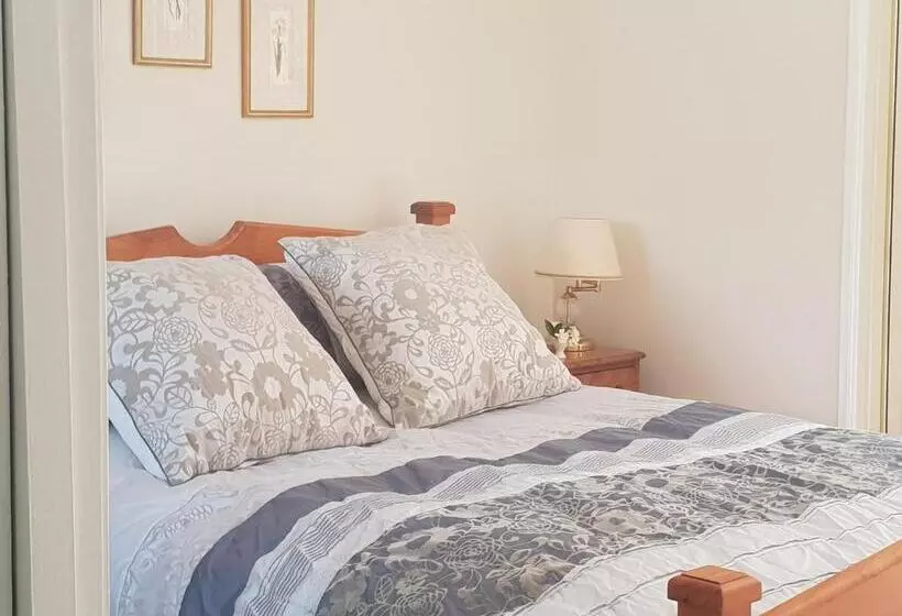 Robyn S Nest   Bed And Breakfast