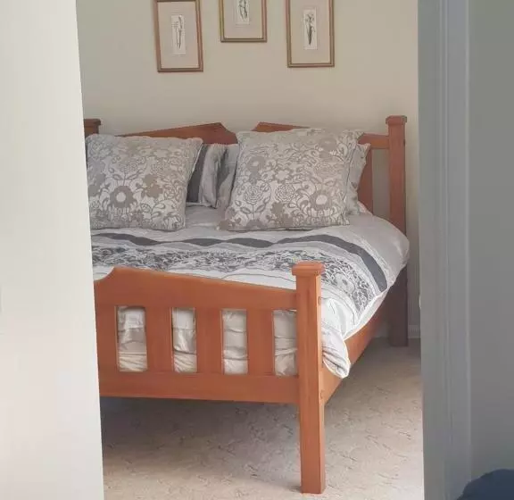 Robyn S Nest   Bed And Breakfast