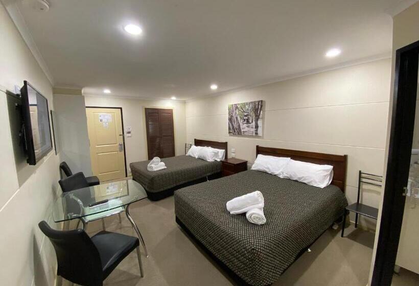 Balranald Club Motel