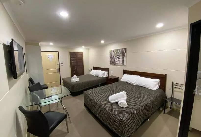 Balranald Club Motel