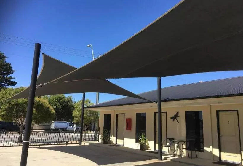 Balranald Club Motel