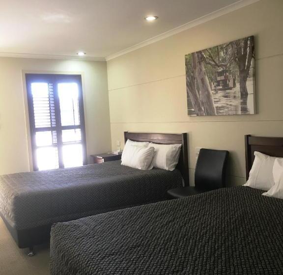 Balranald Club Motel