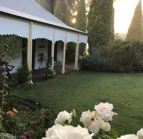 ベッドアンドブレックファースト Dingup House