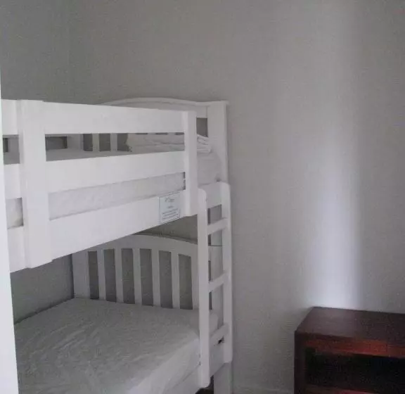 Cardwell Beachcomber Motel & Tourist Park