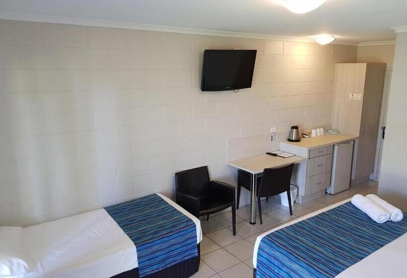 Cardwell Beachcomber Motel & Tourist Park