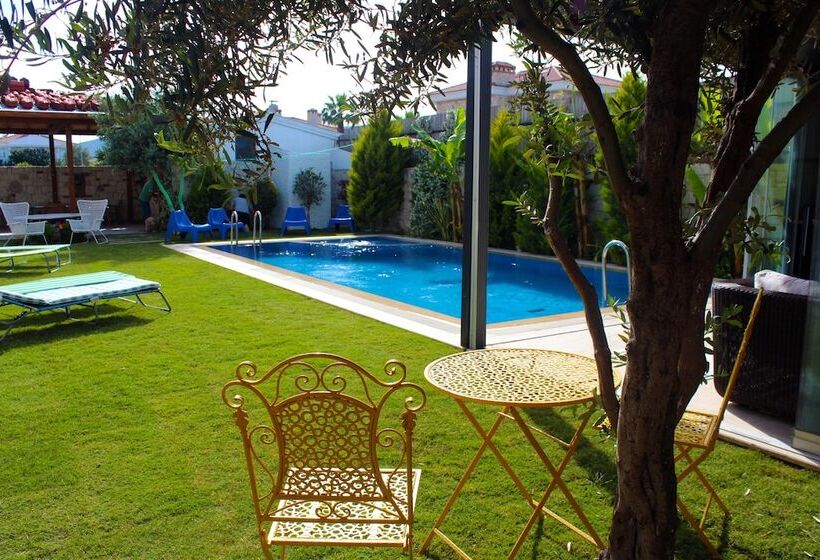 فندق June Alaçatı Adult Only