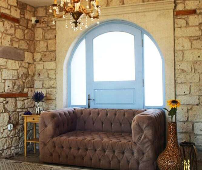 فندق June Alaçatı Adult Only