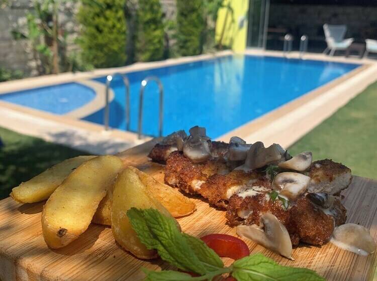 فندق June Alaçatı Adult Only