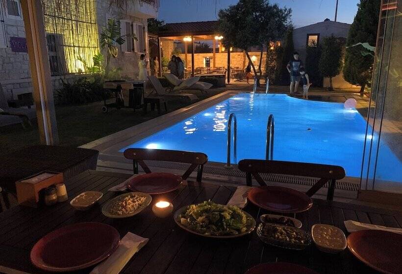 فندق June Alaçatı Adult Only