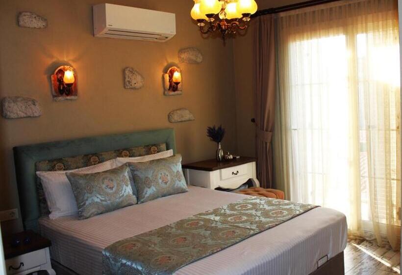 فندق June Alaçatı Adult Only