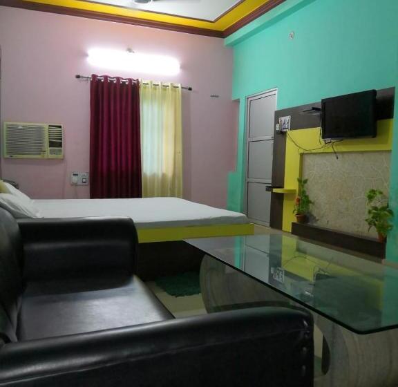 Hotel Maurya Royal