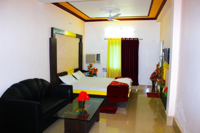 Hotel Maurya Royal