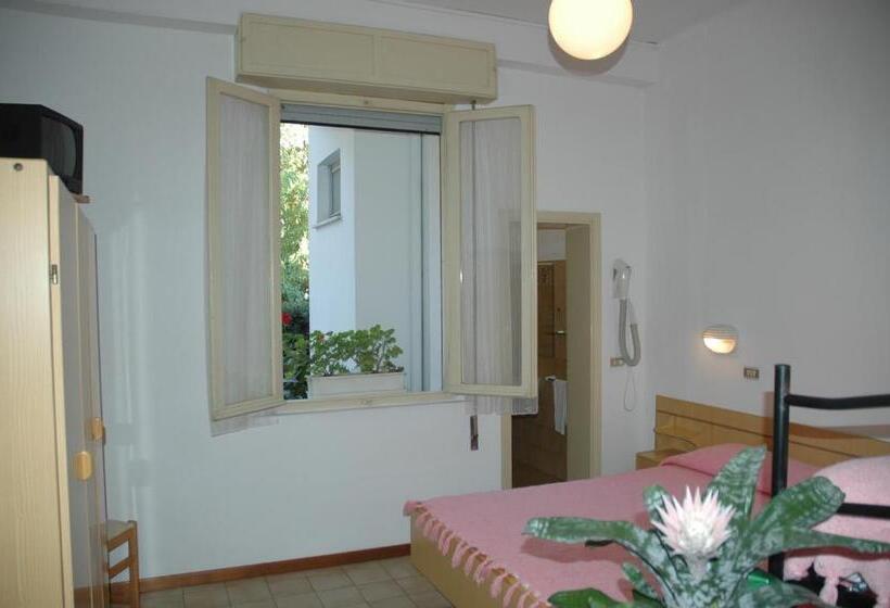 Hotel Pensione Ornella