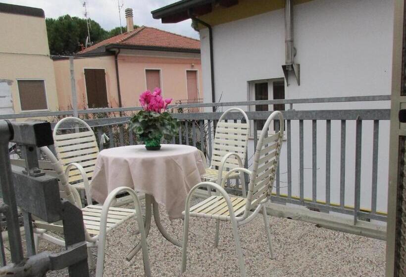 ホテル Pensione Ornella