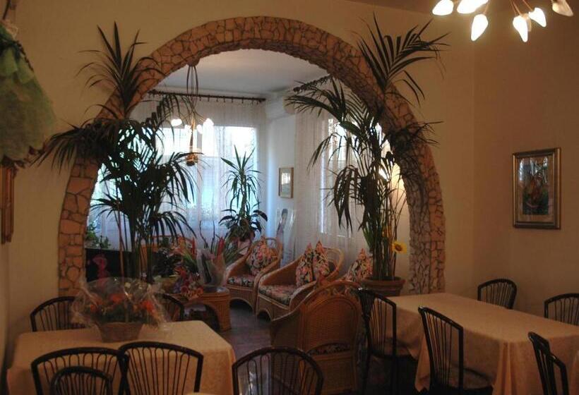 酒店 Pensione Ornella