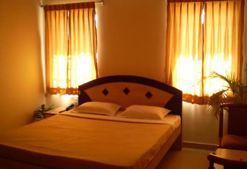 Hotel Pratik Comforts